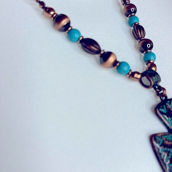 Western Cross Pendant Necklace and Earring Set - Picture 3 of 10